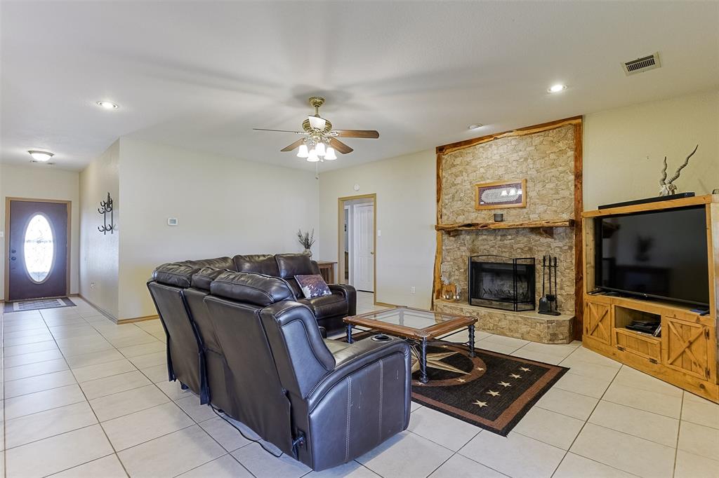 2403 Greathouse Road Property Photo 7