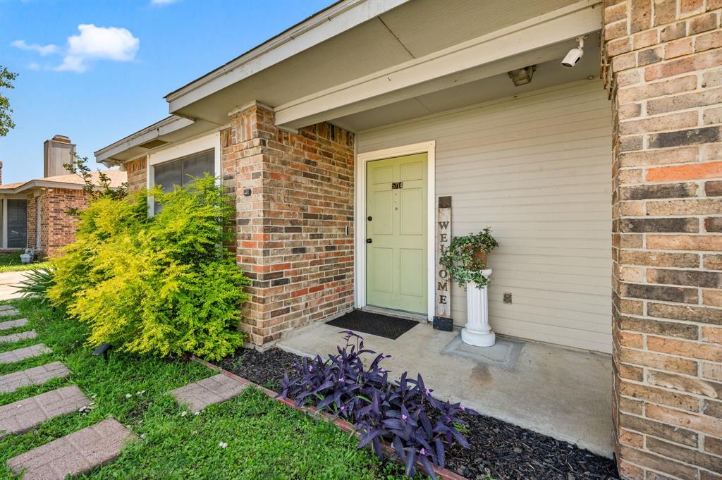 5714 Westchase Drive Property Photo 1