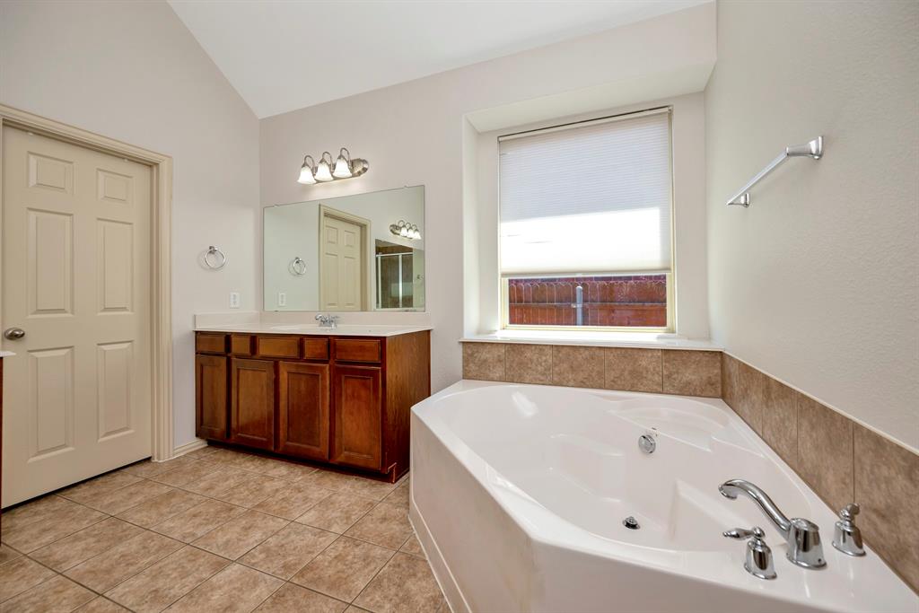 3532 Gallant Trail Property Photo 17