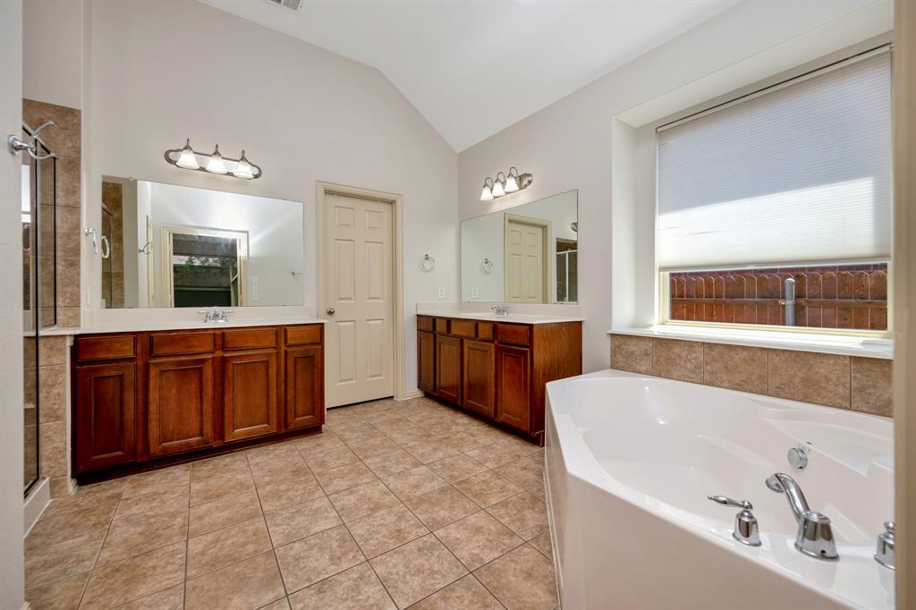 3532 Gallant Trail Property Photo 18