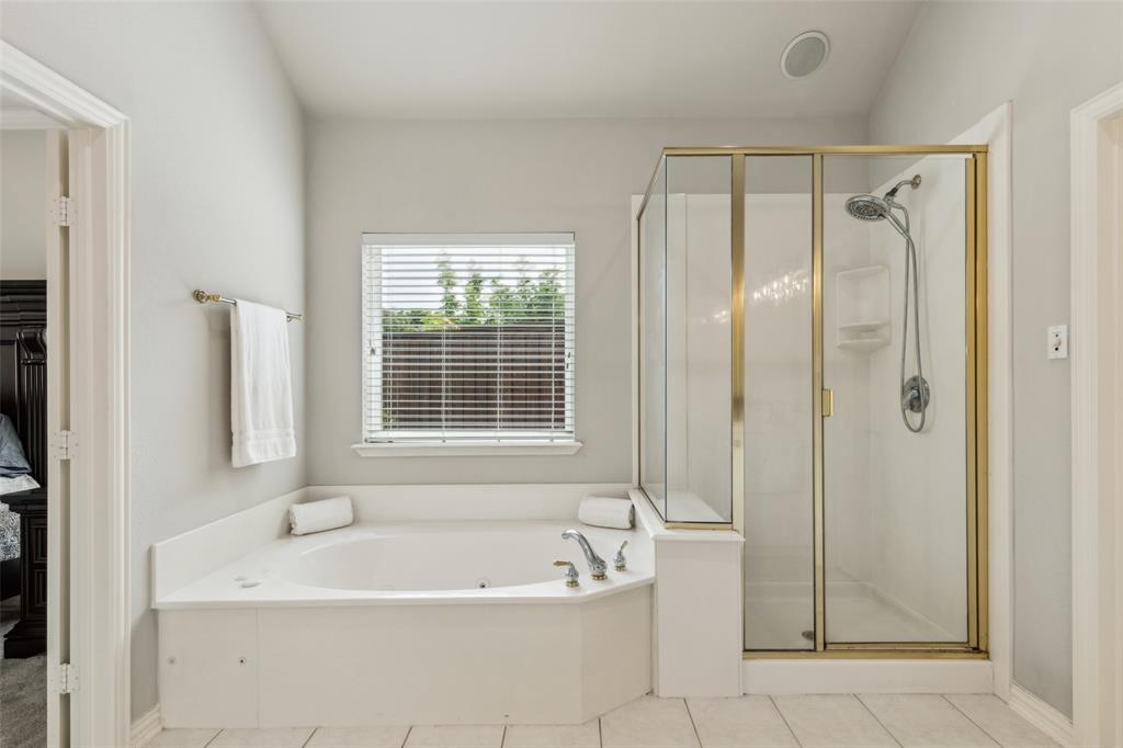 4305 Woodland Meadow Terrace Property Photo 16