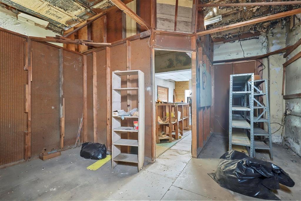 1119 Hubbard Street Property Photo 10