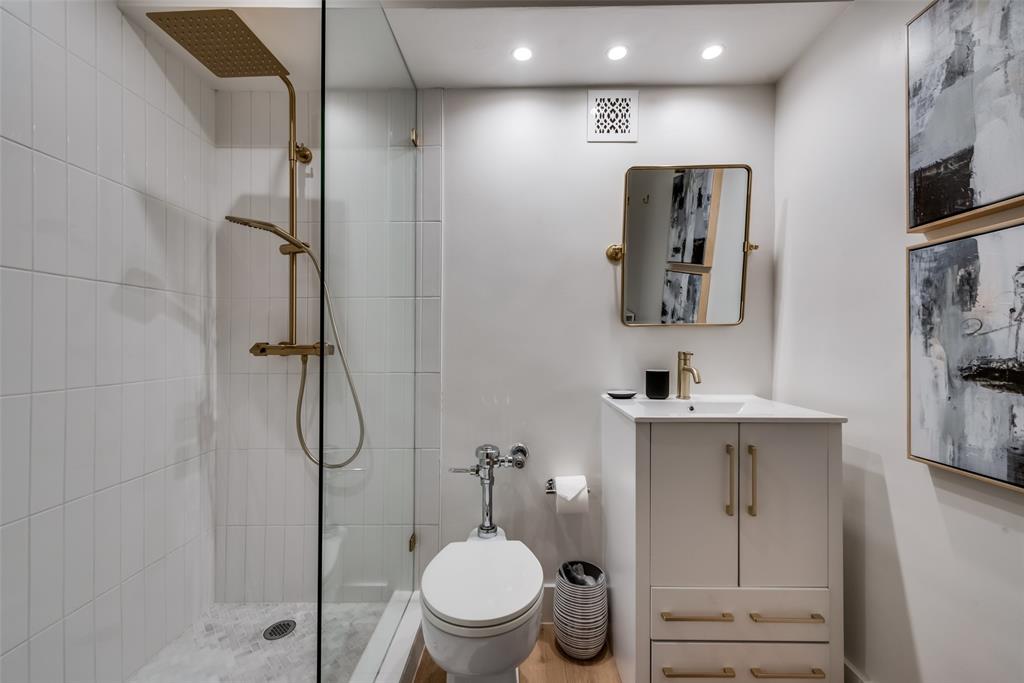 3883 Turtle Creek Boulevard 709 Property Photo 13