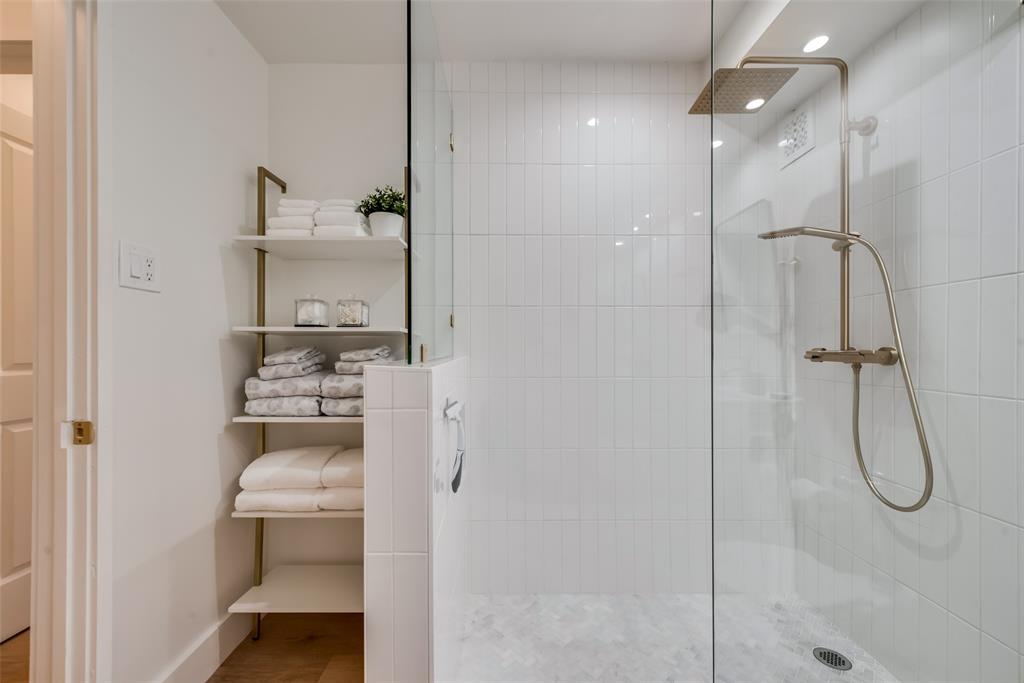 3883 Turtle Creek Boulevard 709 Property Photo 14