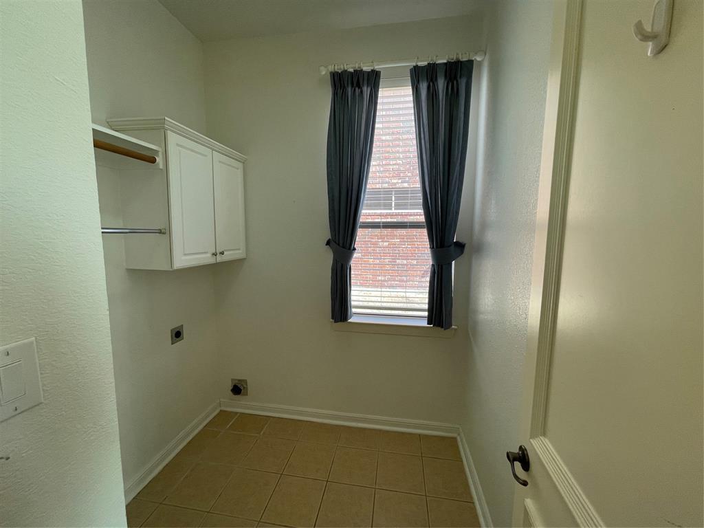 4669 Lucient Circle Property Photo 17