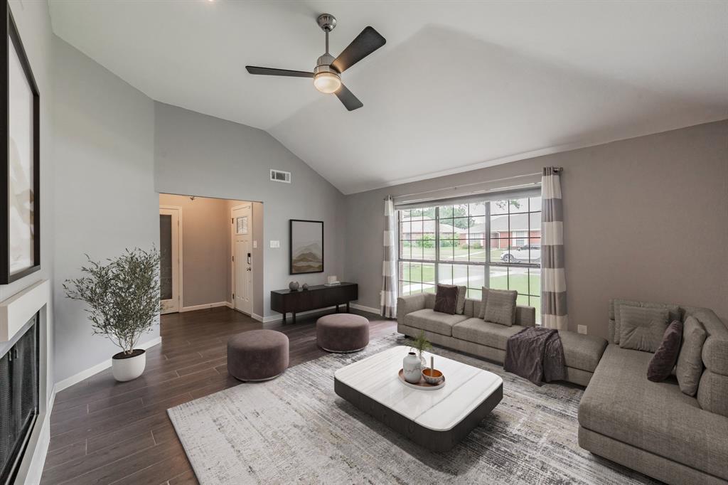 1538 Sunswept Terrace Property Photo 1