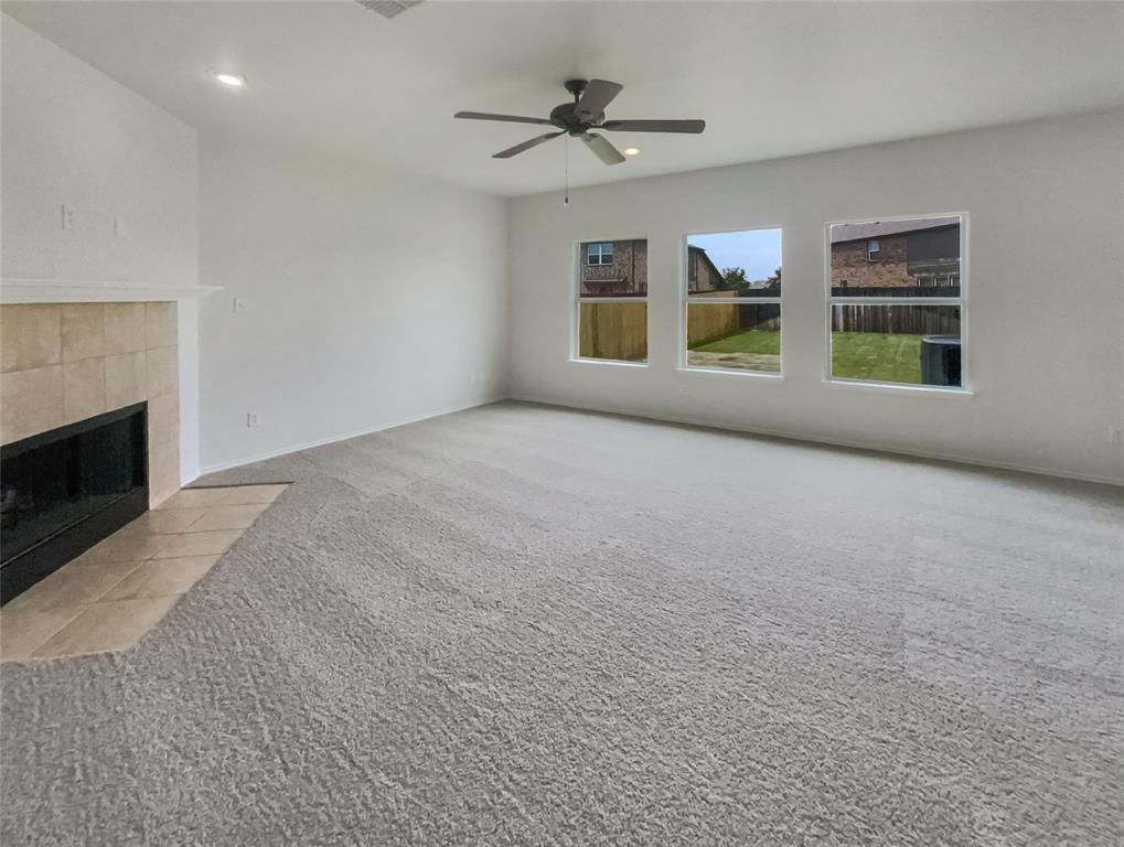 1017 Mule Deer Road Property Photo 3