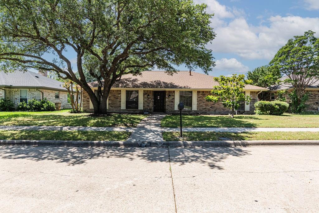 1720 Hearthstone Drive Property Photo 1