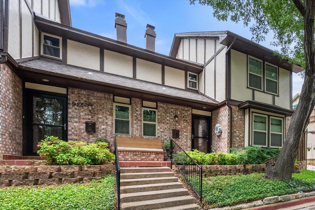 924 Chateau Valee Circle Property Photo 1