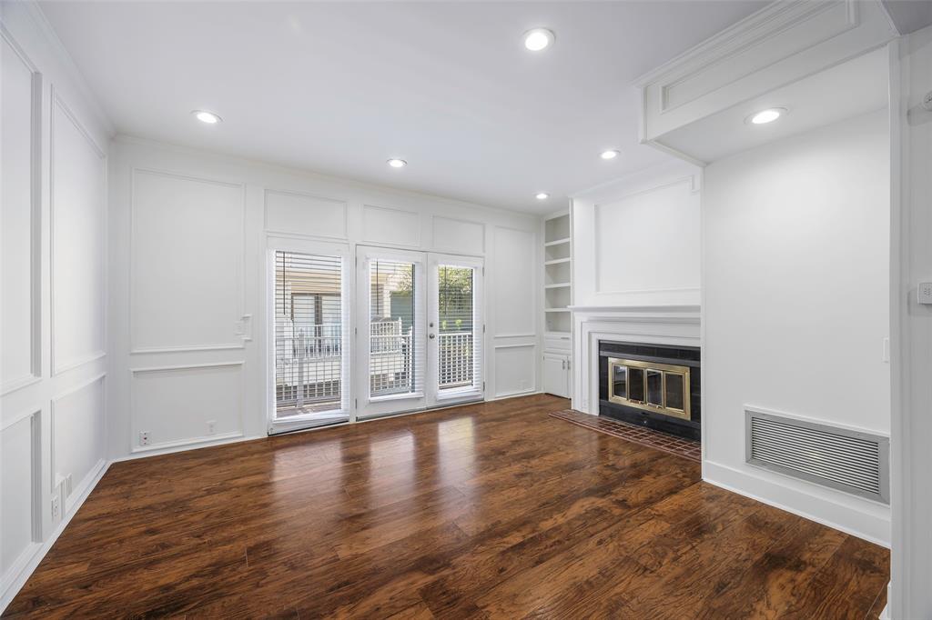 5105 Vandelia Street Property Photo 1