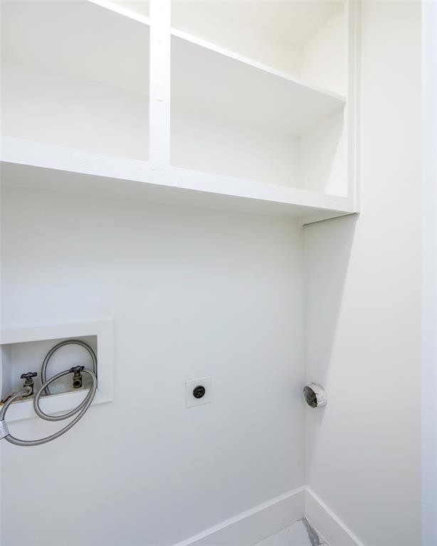 5105 Vandelia Street Property Photo 11