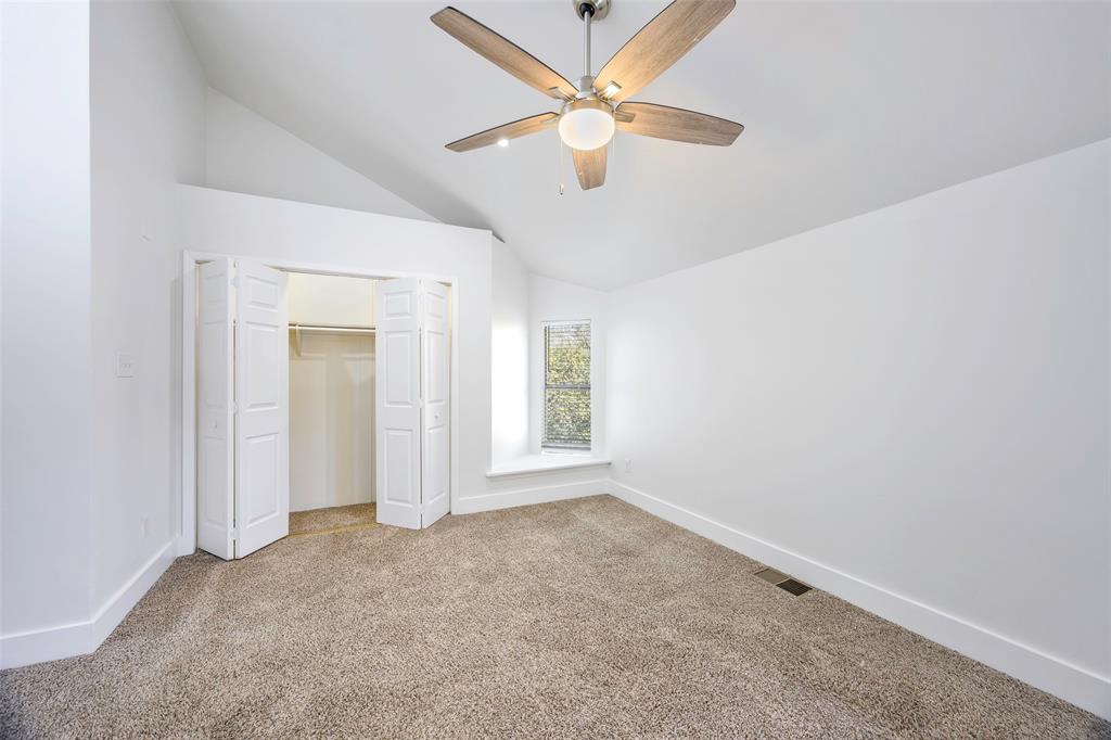5105 Vandelia Street Property Photo 13