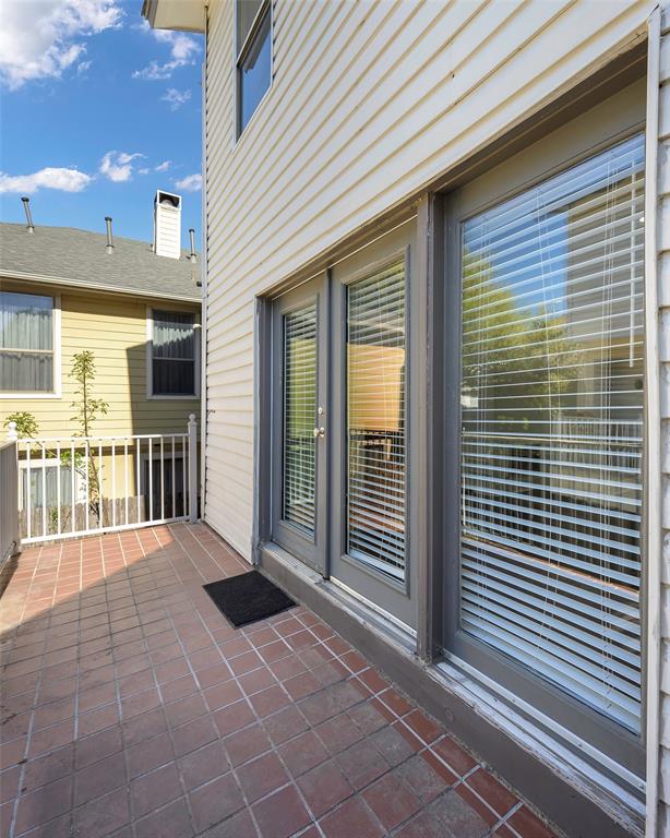 5105 Vandelia Street Property Photo 17