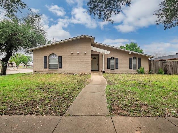 1901 Castille Drive Property Photo 1