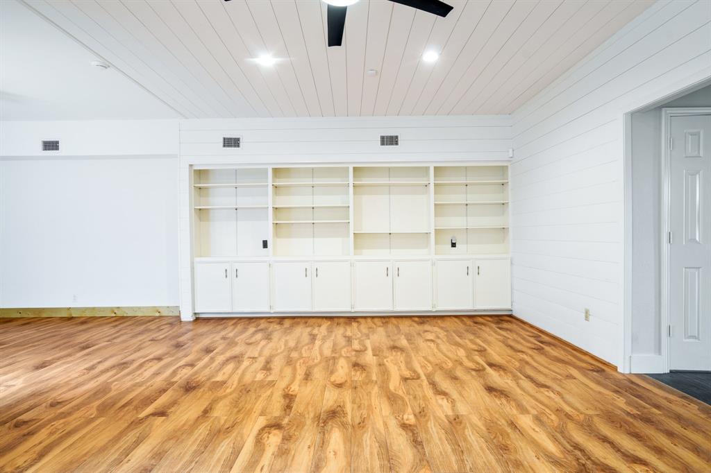 6853 Anglebluff Circle Property Photo 11