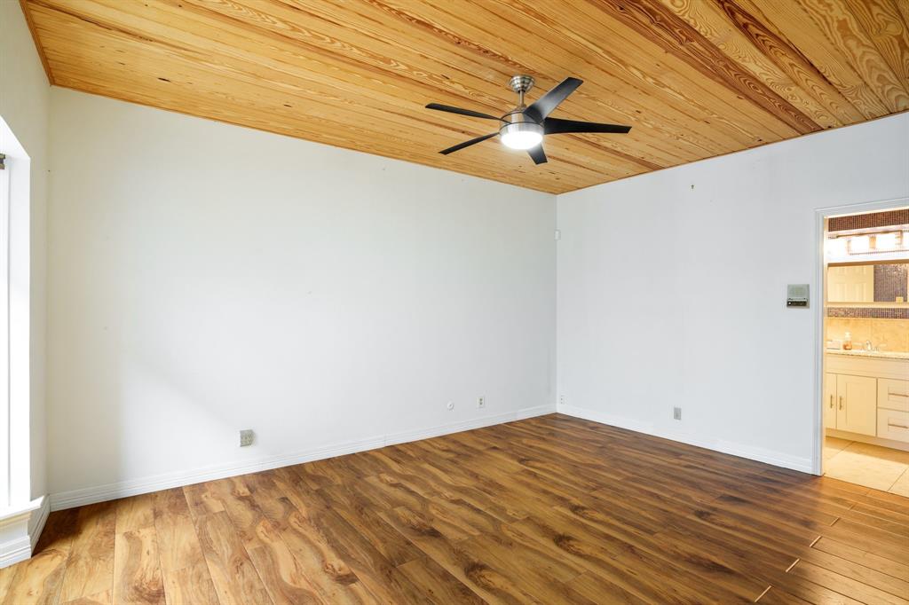 6853 Anglebluff Circle Property Photo 12