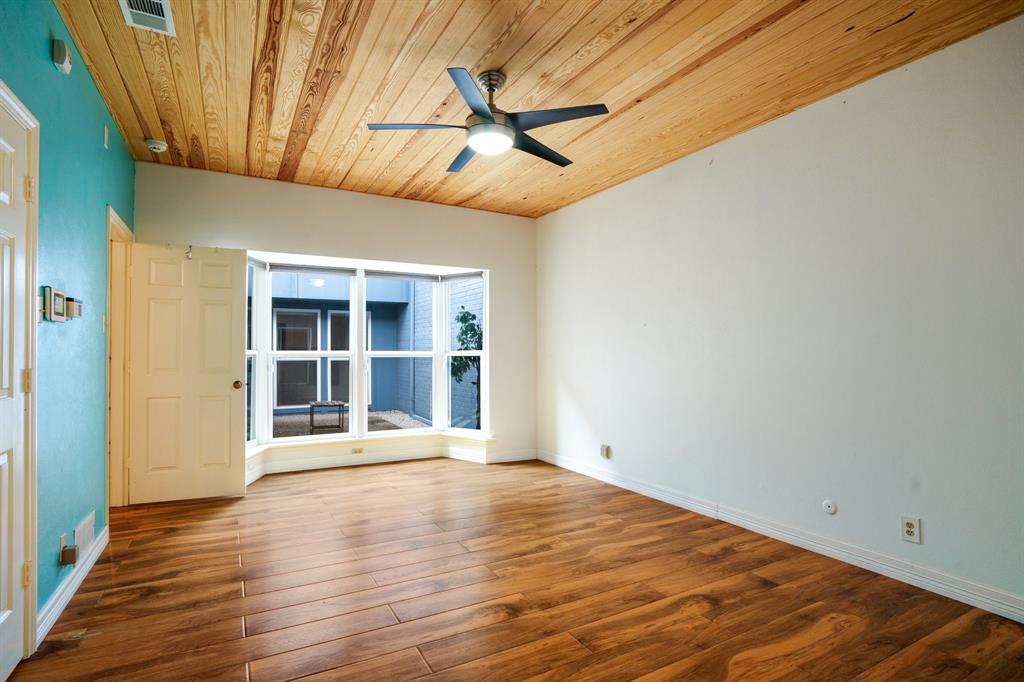 6853 Anglebluff Circle Property Photo 13
