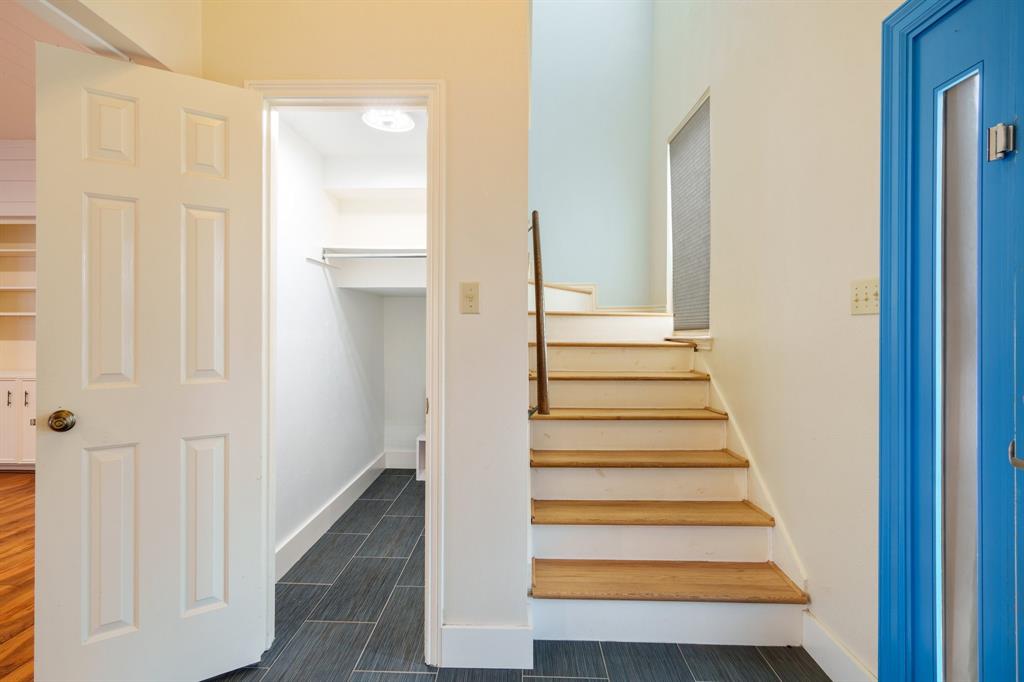 6853 Anglebluff Circle Property Photo 22