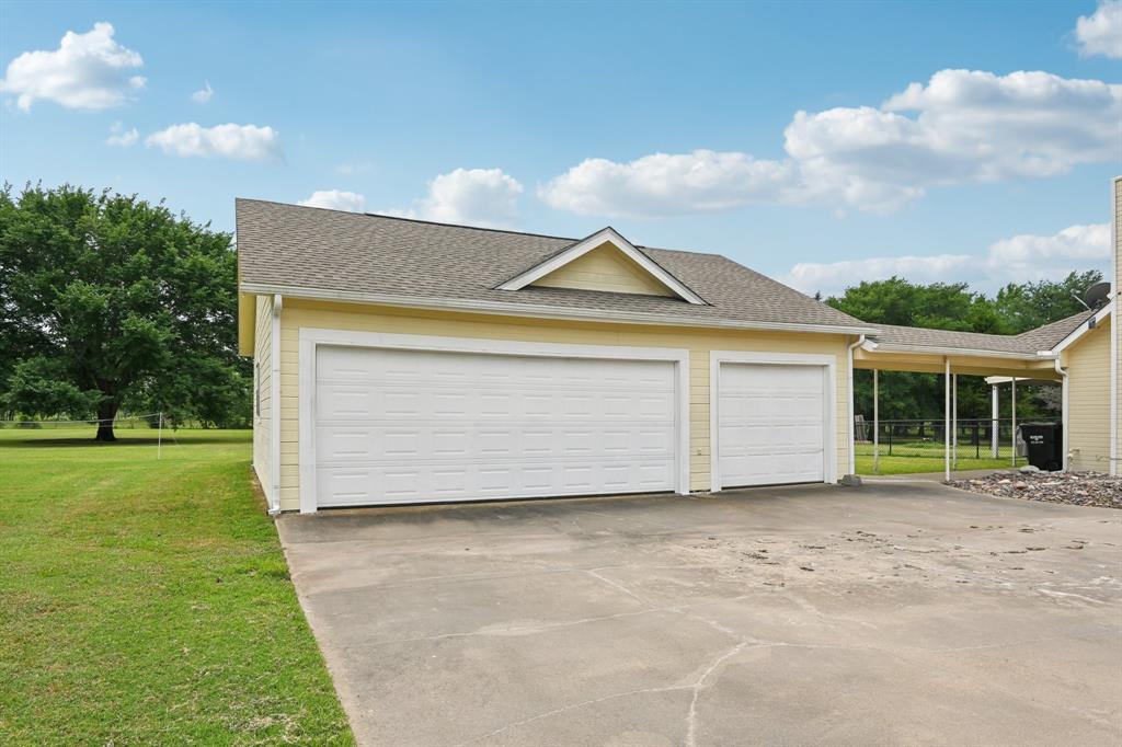 2987 County Road 2639 Property Photo 6