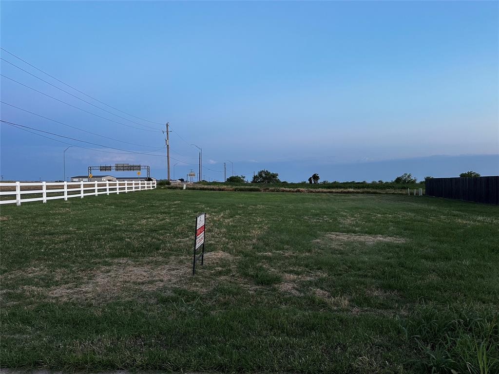 1401 Amber Joy Property Photo 1