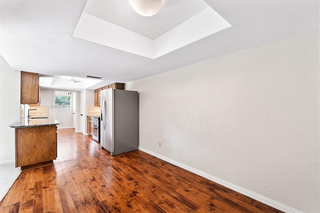 445 Woodway Drive Property Photo 11
