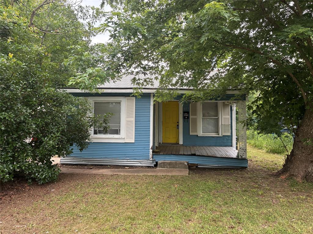 1435 Natalie Street Property Photo 1