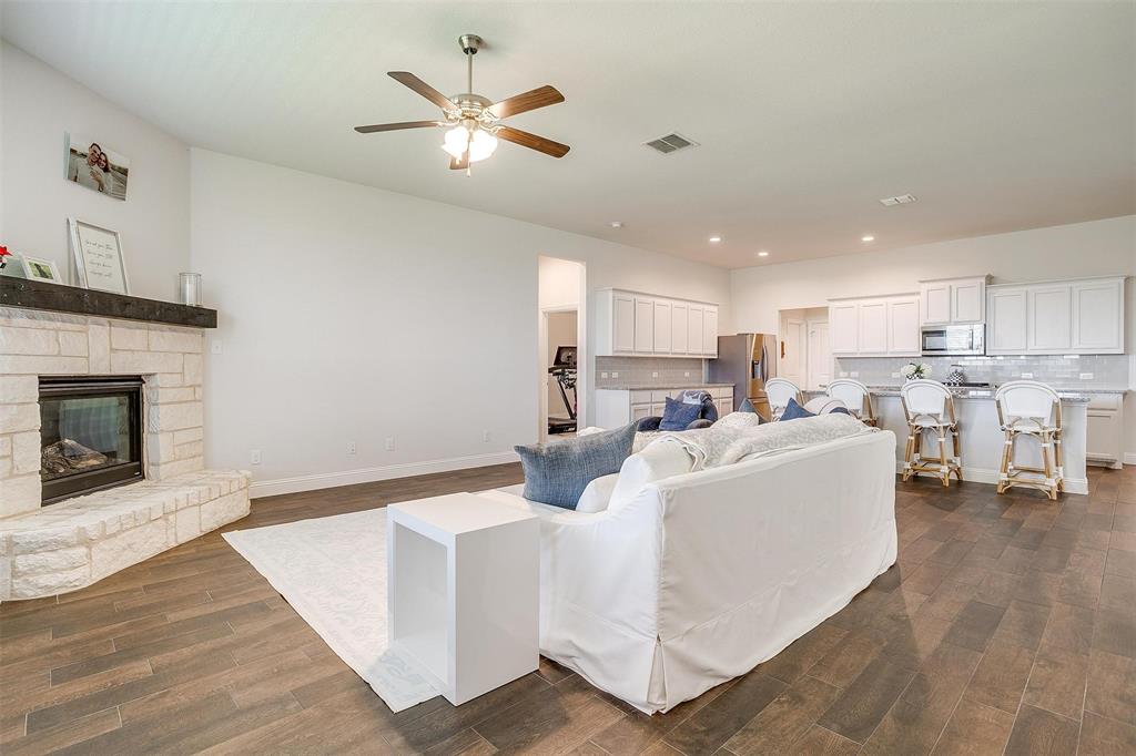15125 Belclaire Avenue Property Photo 1
