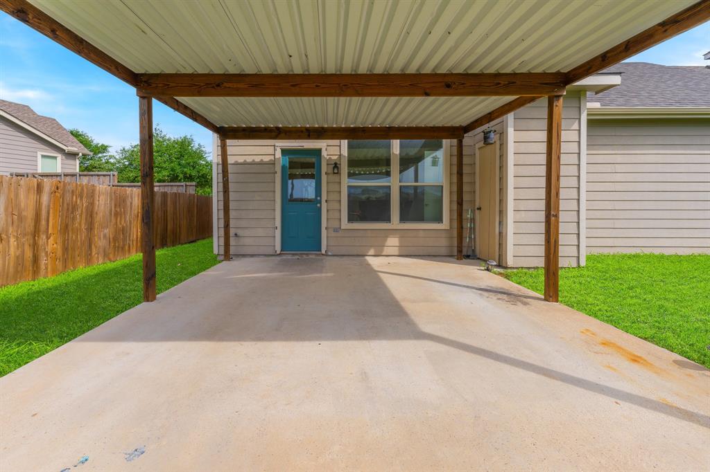 915 Chickesaw Lane Property Photo 30