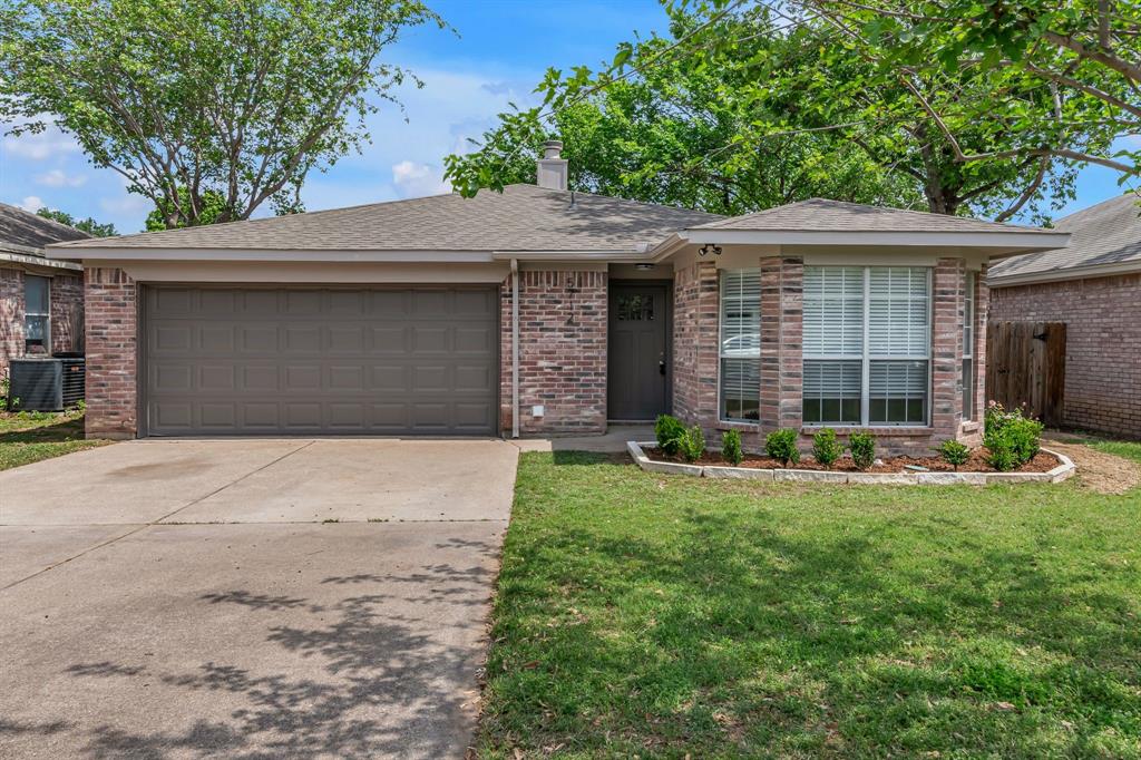 5712 Shady Springs Trail Property Photo 1