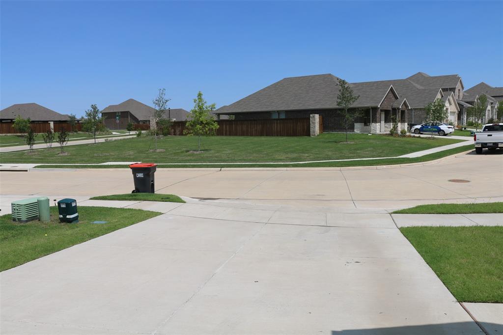 725 Williams Way Property Photo 7