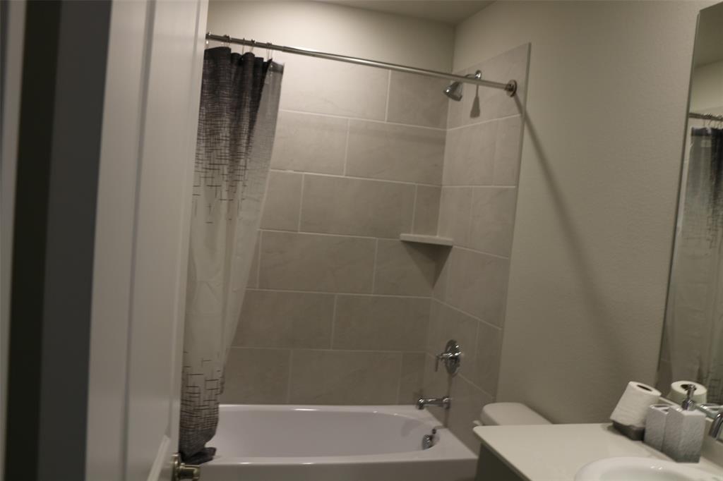 725 Williams Way Property Photo 11