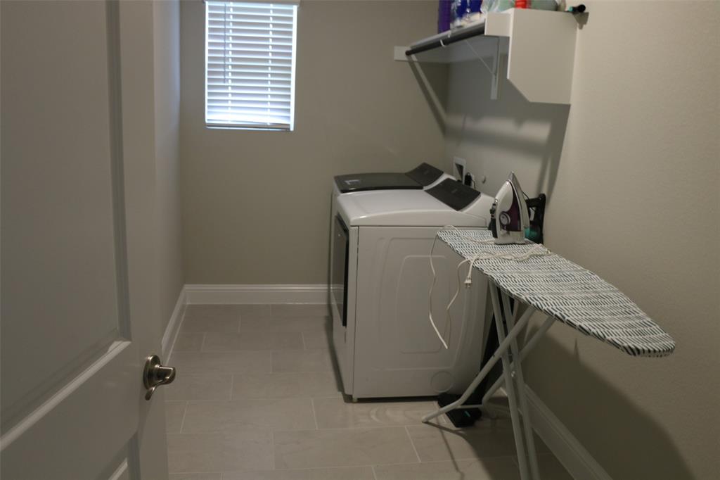 725 Williams Way Property Photo 19