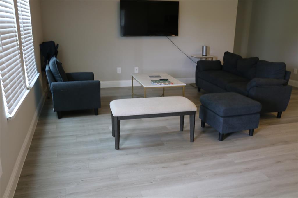 725 Williams Way Property Photo 22