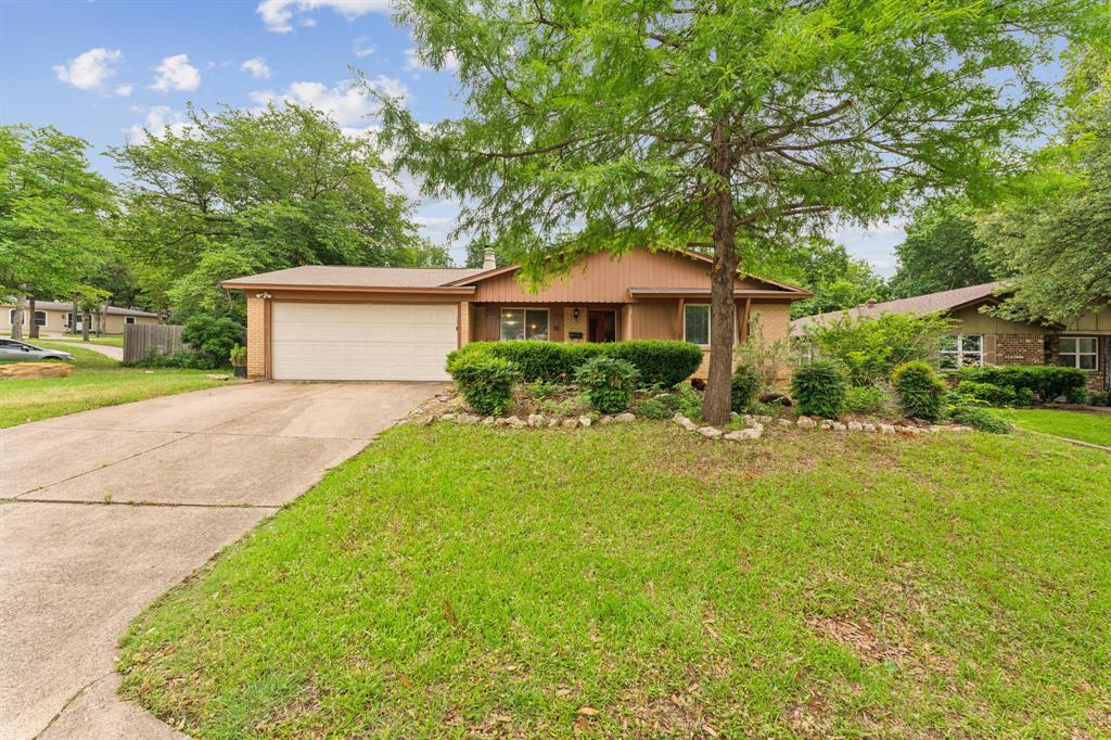 311 Franklin Drive Property Photo 1