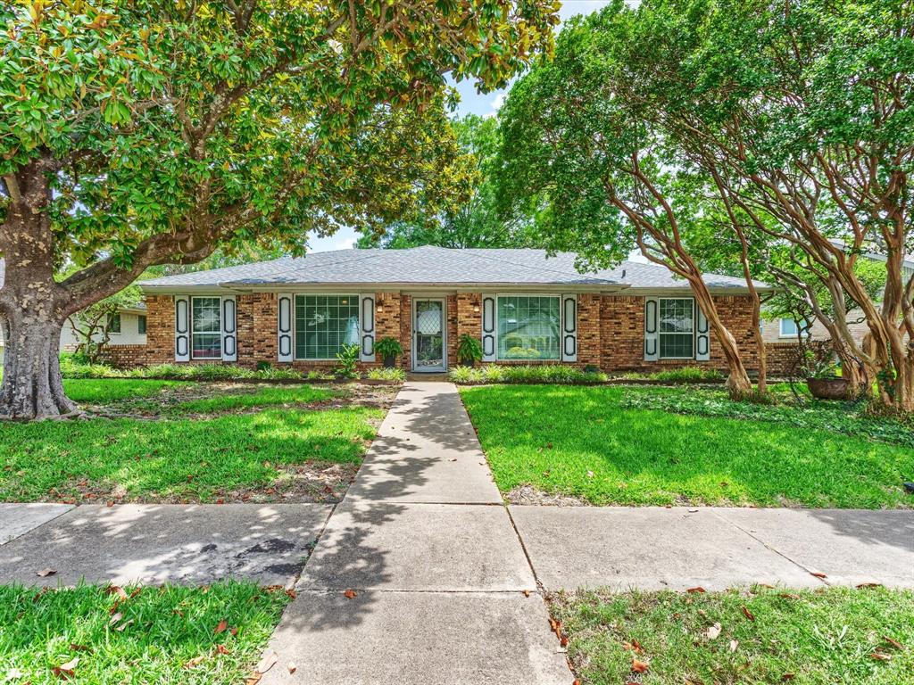 2708 Melrose Drive Property Photo 1