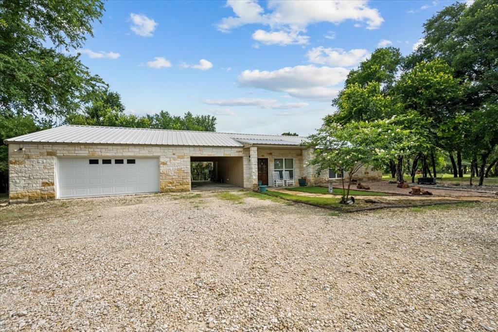 114 Deer Run Property Photo 1