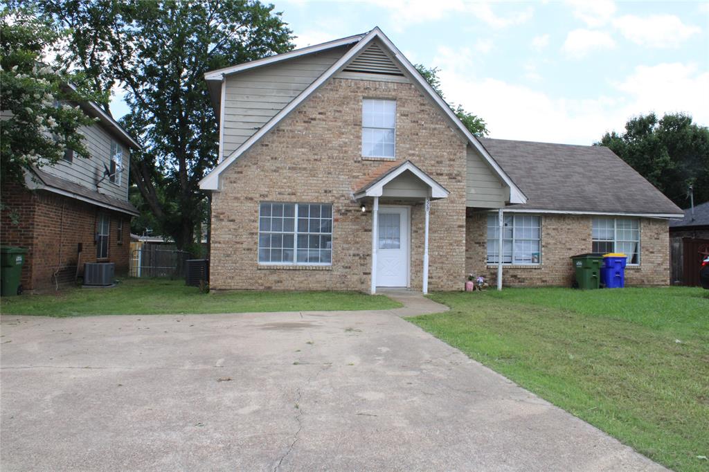 526 Glen Cove Street Property Photo 1