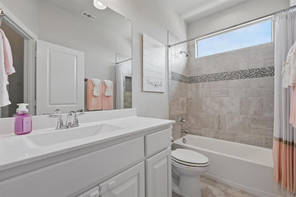 1300 Canary Lane Property Photo 28