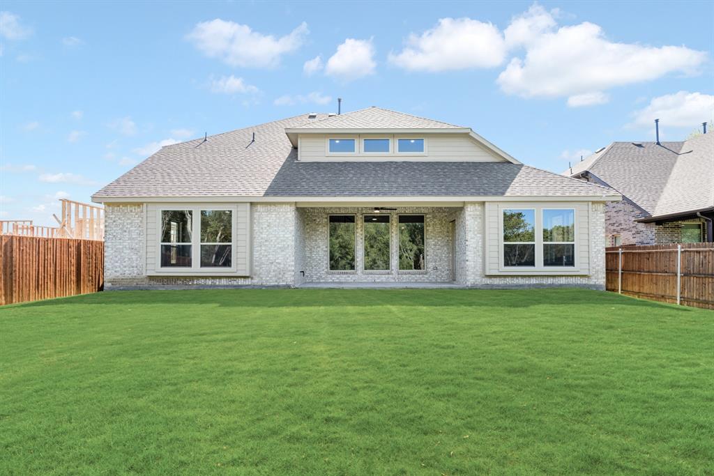 223 Shawnee Trail Property Photo 36