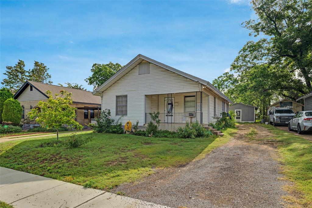 2610 Columbus Avenue Property Photo 1