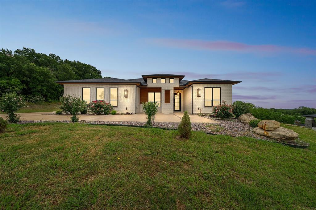 2522 Hardwick Lane Property Photo 1