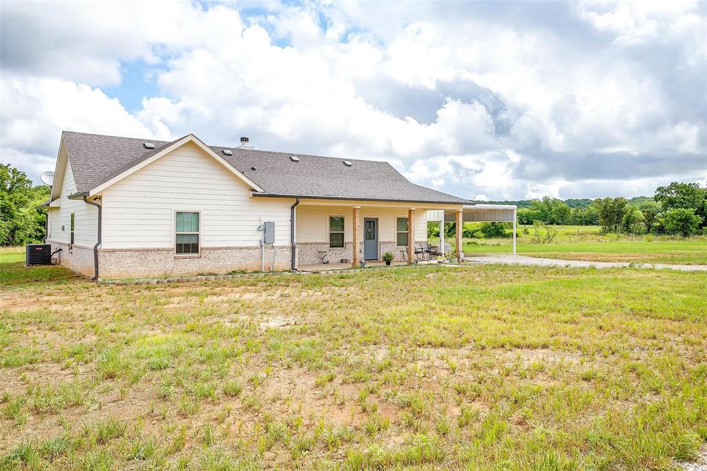 194 Reeves Road Property Photo 2