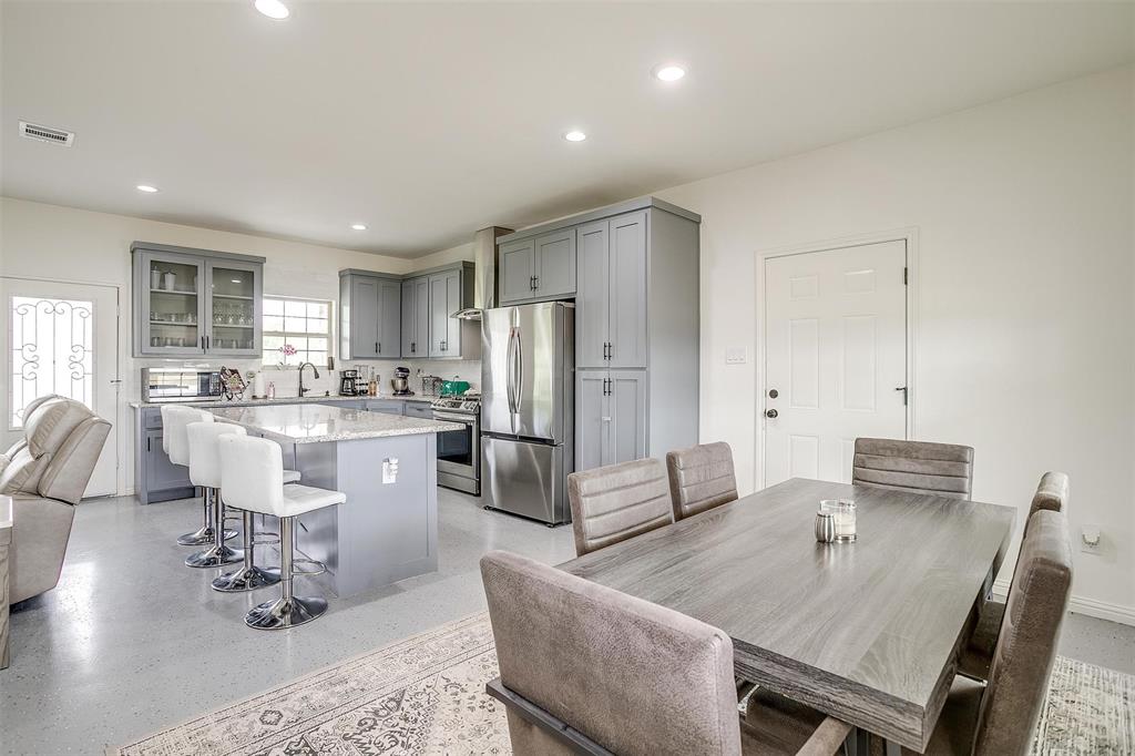 194 Reeves Road Property Photo 12