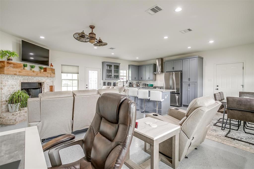 194 Reeves Road Property Photo 13