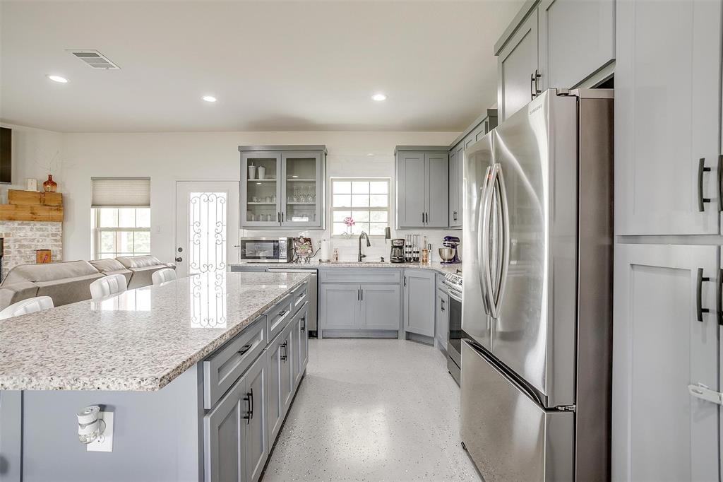 194 Reeves Road Property Photo 15