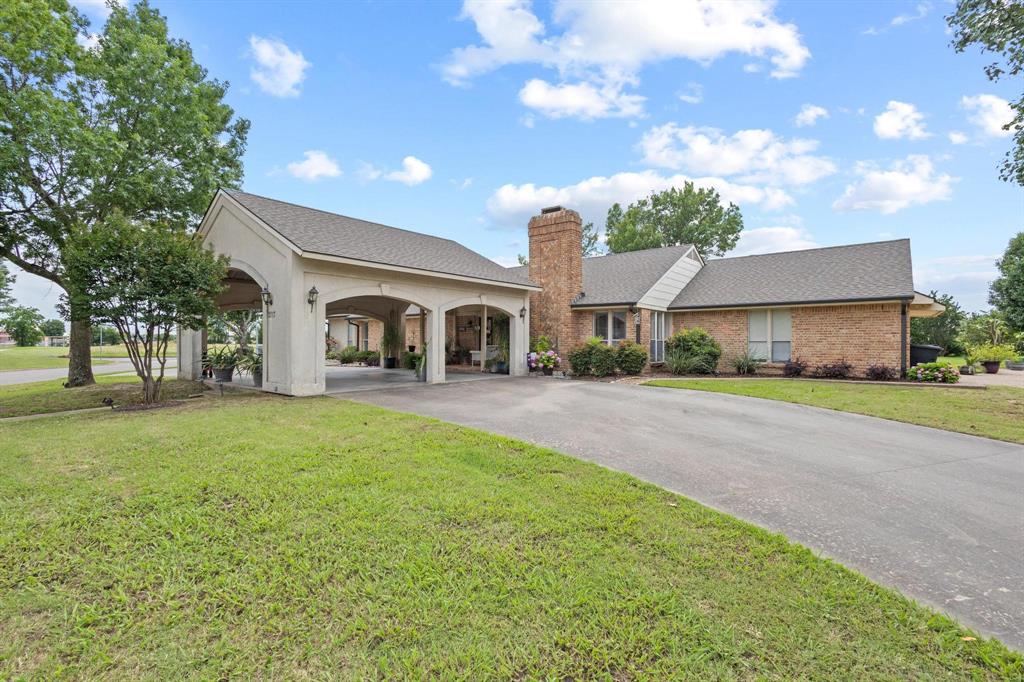 2017 S Village Drive Property Photo 1