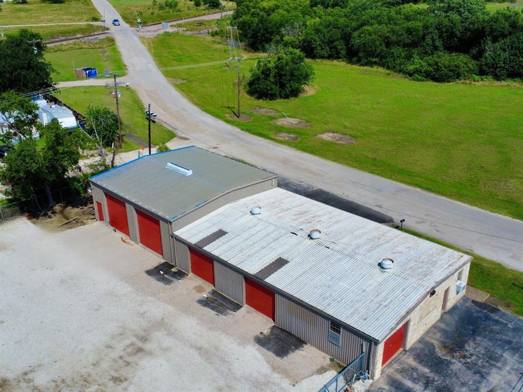 1731 S Us Highway 287 Property Photo 1