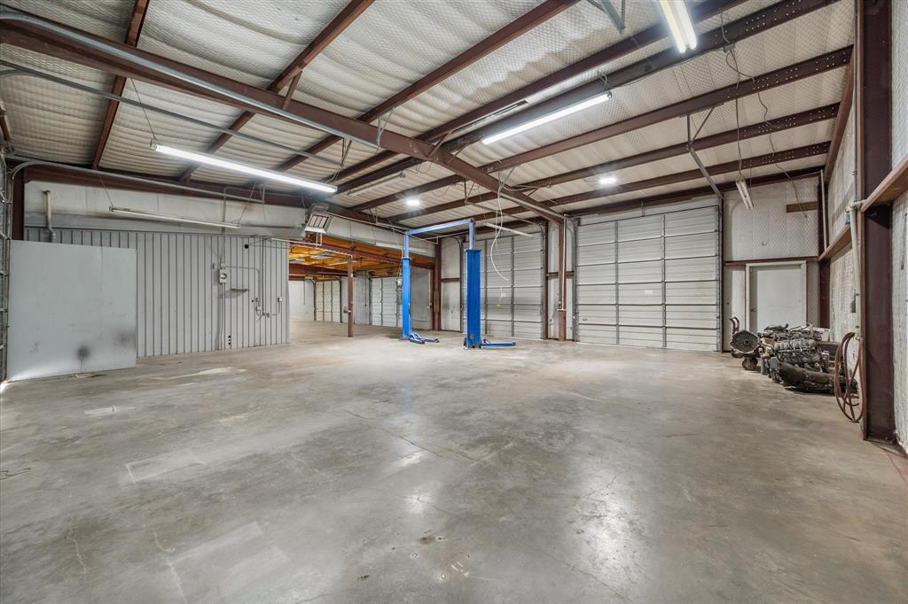 1731 S Us Highway 287 Property Photo 6