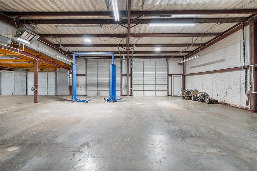 1731 S Us Highway 287 Property Photo 7