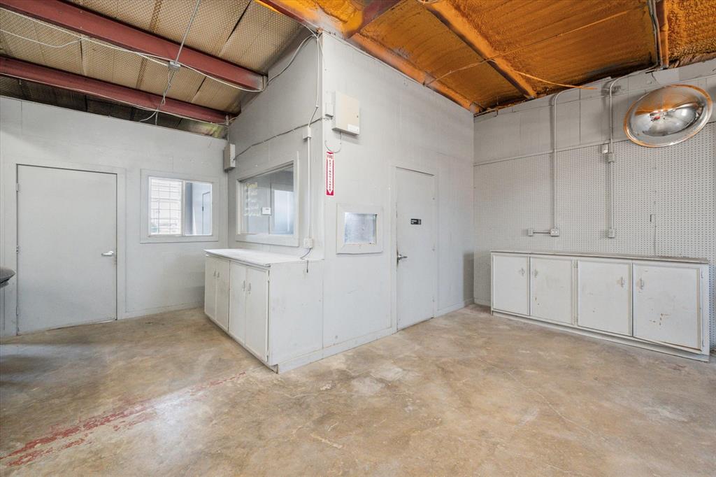 1731 S Us Highway 287 Property Photo 12